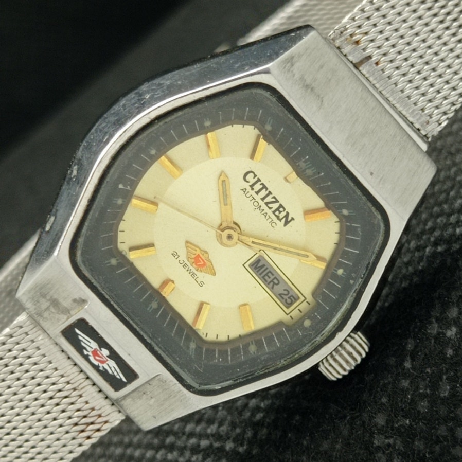 Vintage 1987 Citizen Automatic Womans Silver Watch WDaydate  Gold Accents